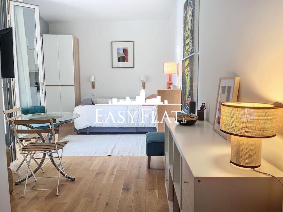 Apartment Ideally Located, Close To Invalides